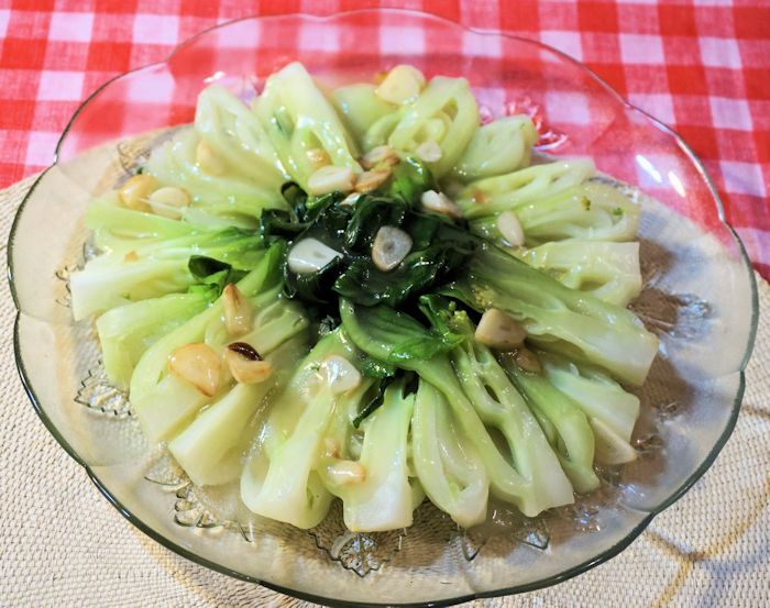 Bok Choy with Garlic Sauce